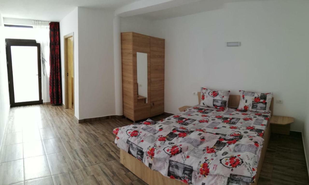 Laubert Hotel Călimăneşti Kültér fotó