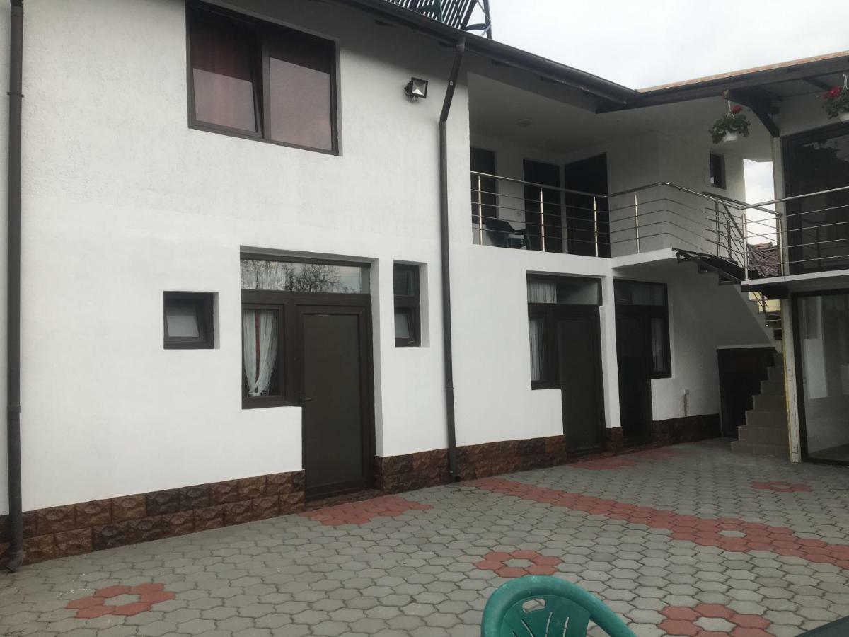 Laubert Hotel Călimăneşti Kültér fotó
